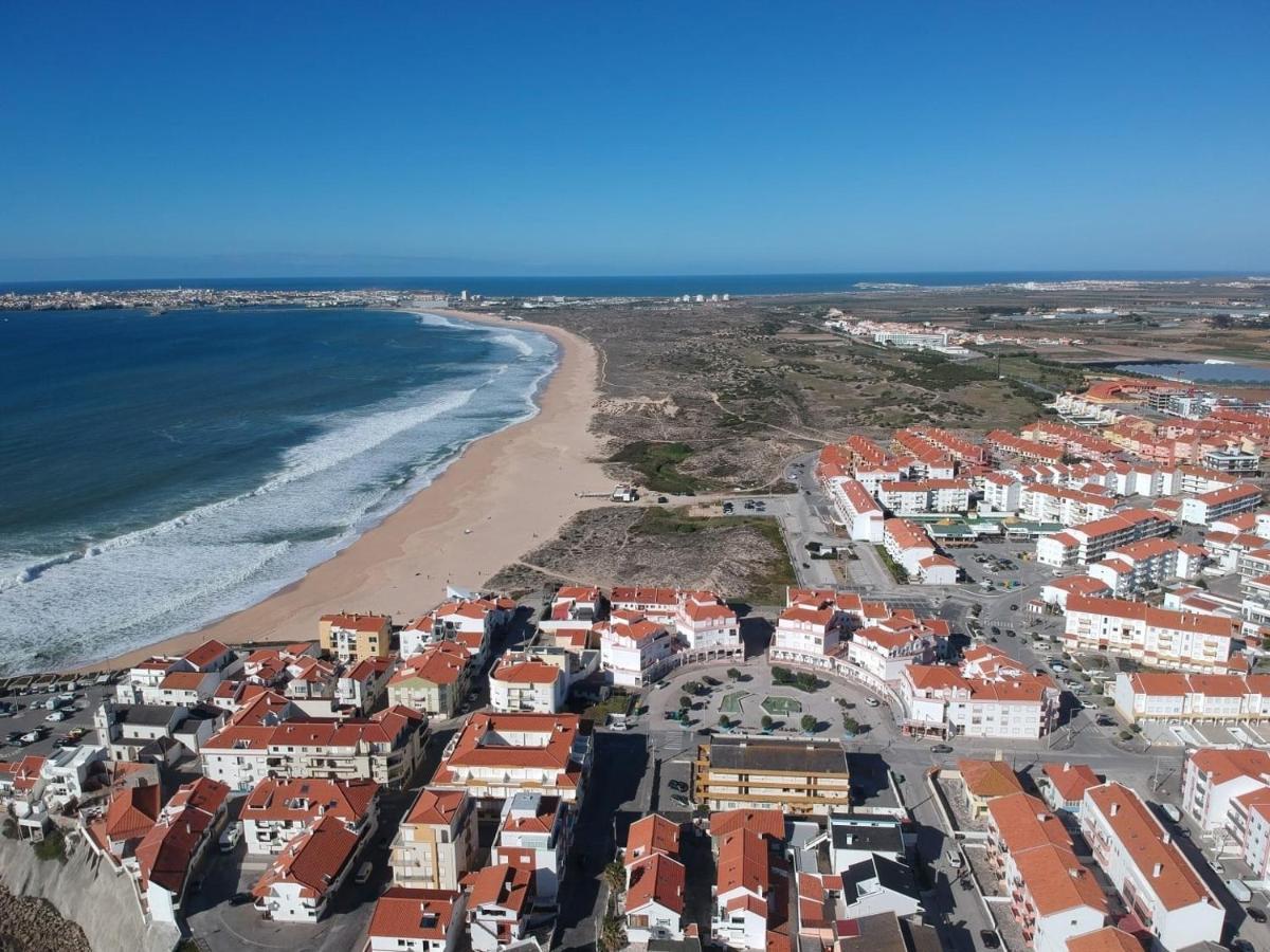 Surf And Stones Apartment Peniche Esterno foto