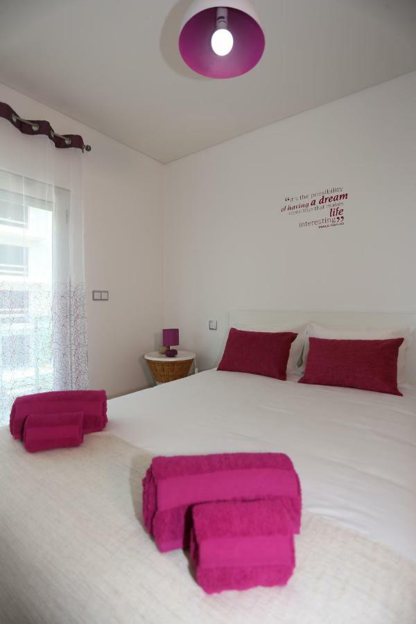 Surf And Stones Apartment Peniche Esterno foto