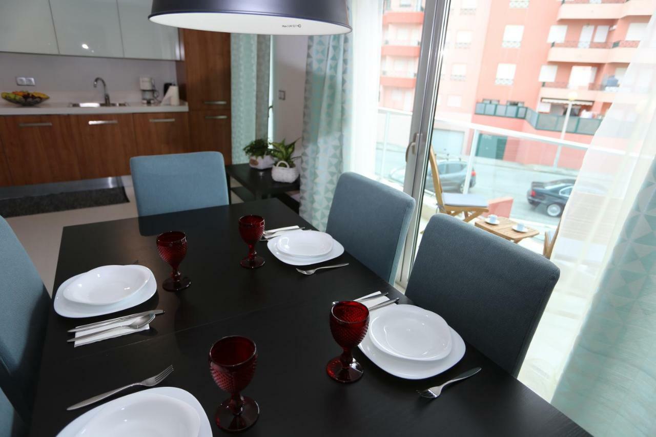 Surf And Stones Apartment Peniche Esterno foto