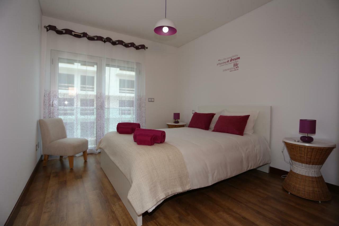 Surf And Stones Apartment Peniche Esterno foto