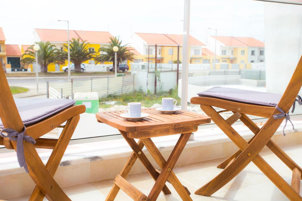 Surf And Stones Apartment Peniche Esterno foto