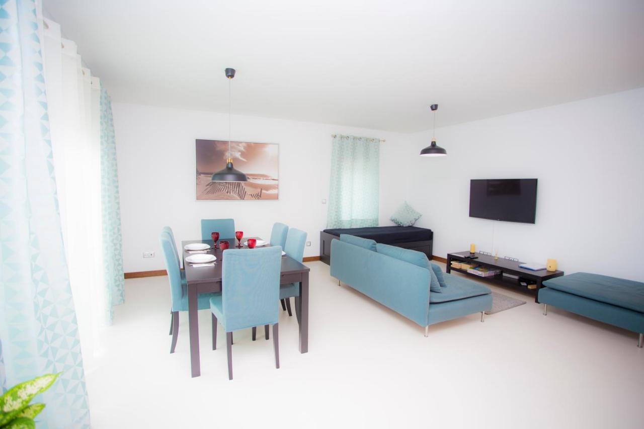 Surf And Stones Apartment Peniche Esterno foto